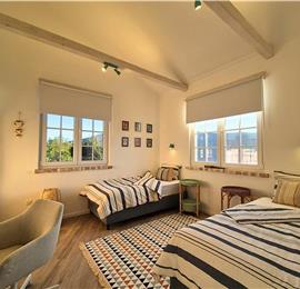 4 bedroom villa with pool and sea views, Kumbor, sleeps 8-10